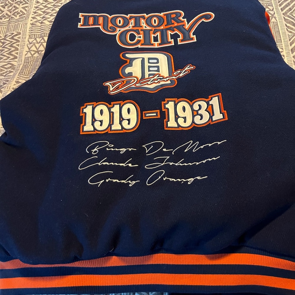 3X Detroit Series Jacket - Picture 3 of 5